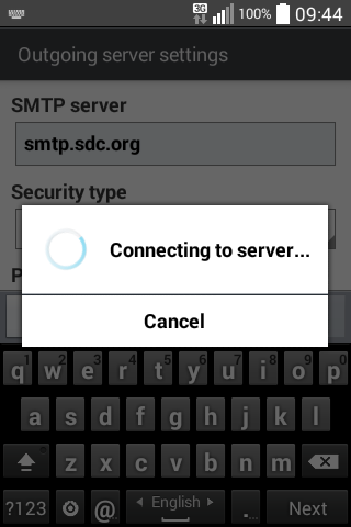 Screenshot: Connecting to server...